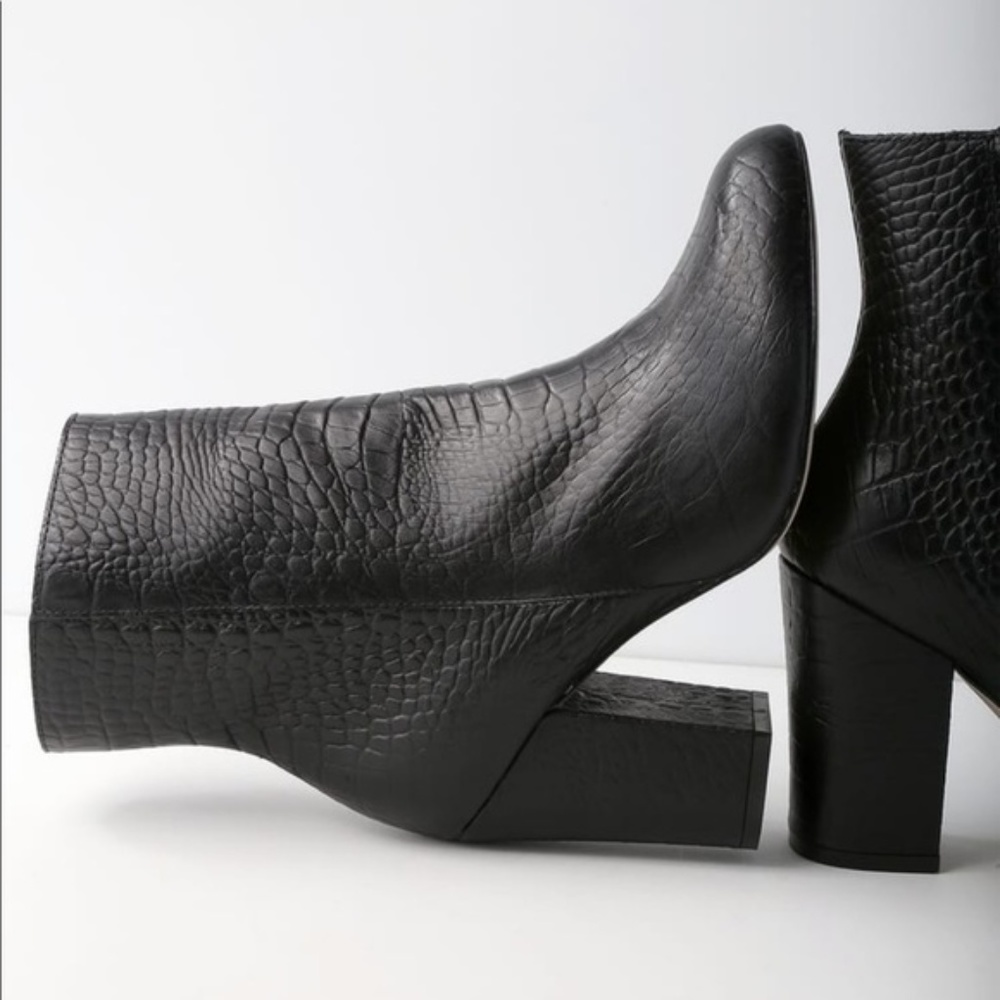 NEW Amore Black Lizard Mid-calf Booties size 8